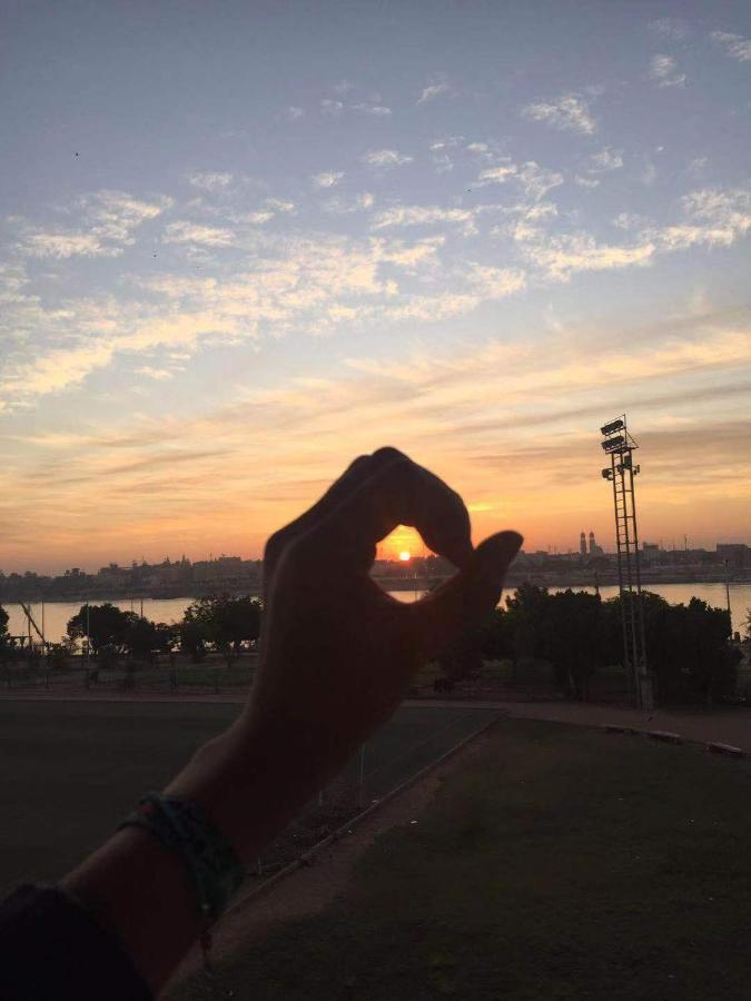 Nile Youth Hotel Luxor Luaran gambar