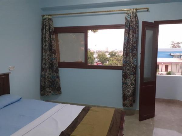 Nile Youth Hotel Luxor Luaran gambar